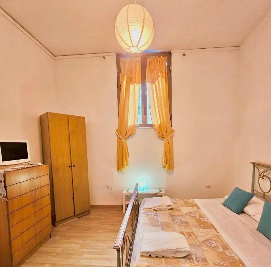 Naples Apartment 0*,  איטליה